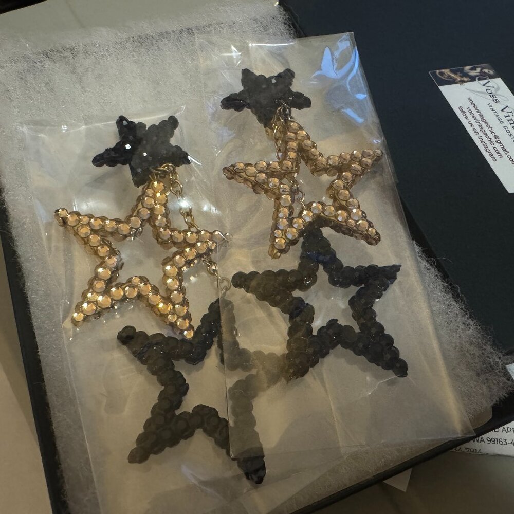 Vintage Richard Kerr Star-Shaped Rhinestone Ear Clips – Repair Needed